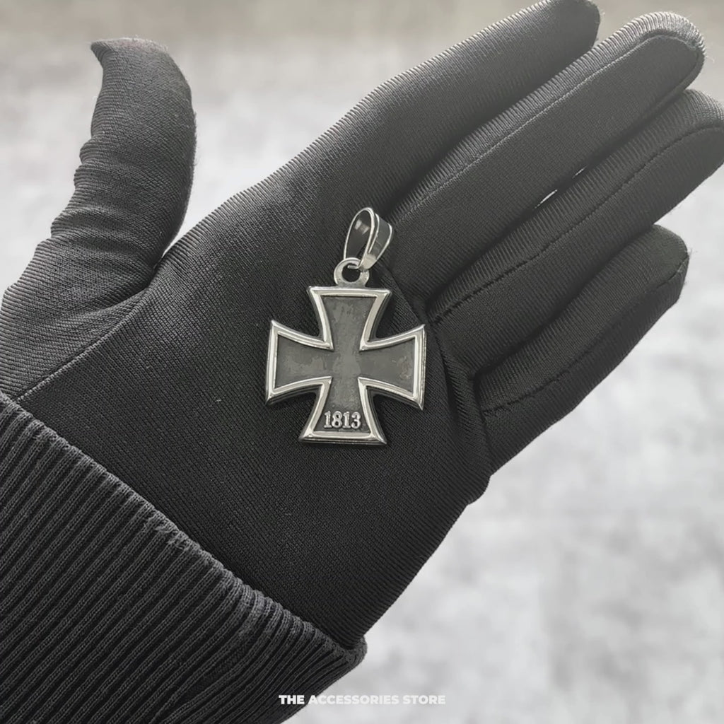 Alt image